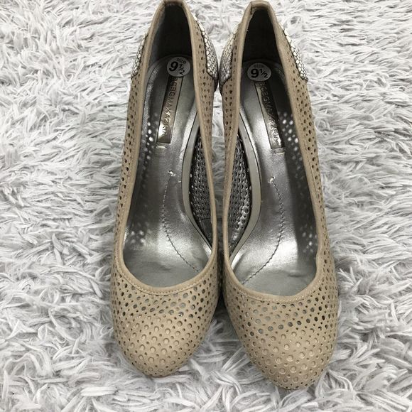 BCBGMaxAzria Brenna Round Toes Heels Animal snake embossed Shoes Size 9.5 - Picture 2 of 8